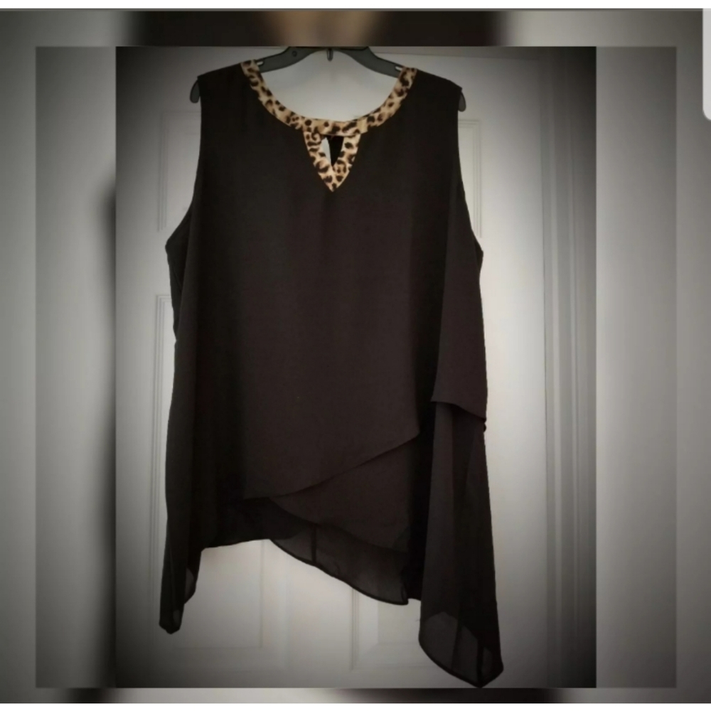 Cato plus 22 24 Asymmetrical top black leopard NWT FIRM PRICE****